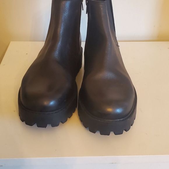 ZODIAC Shiloh Black Bootie Ankle Boot 10M - Picture 5 of 9